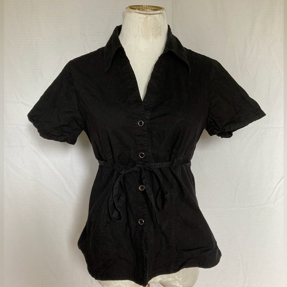 Metro Wear belted black button up shirt sleeve blouse